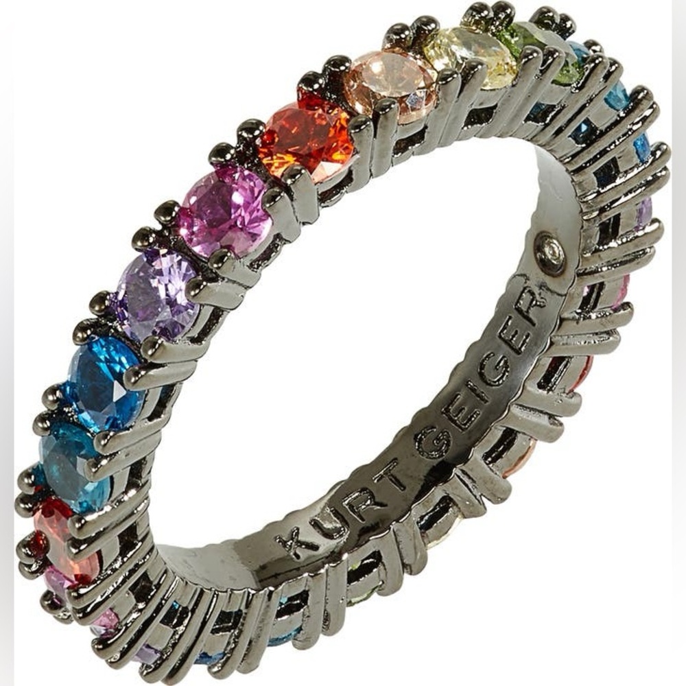 Kurt Geiger Round Crystal Ring
Rainbow In A Gunmetal Tone Setting Size 7 NWT
